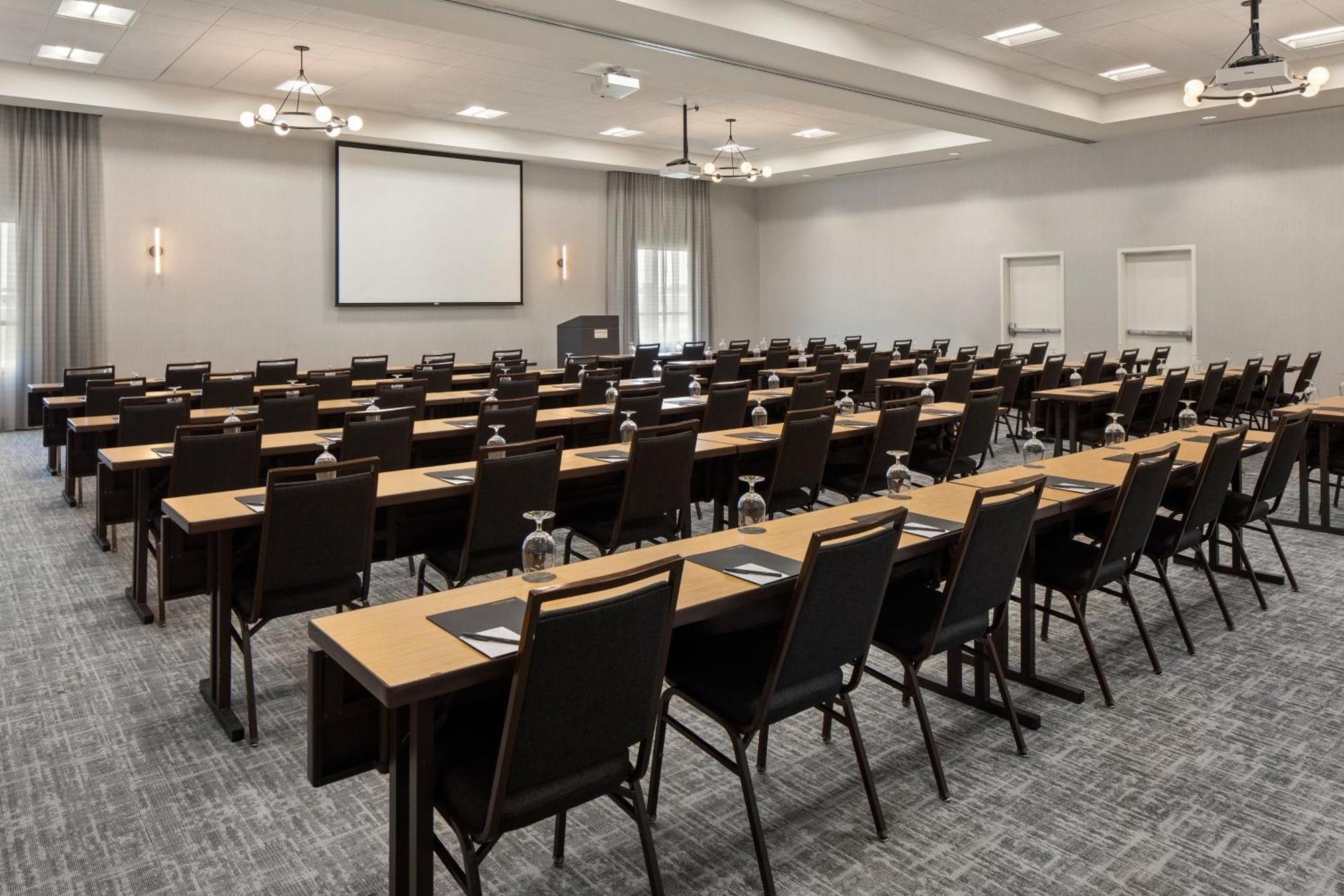 Courtyard Mankato Hotel & Event Center Dış mekan fotoğraf