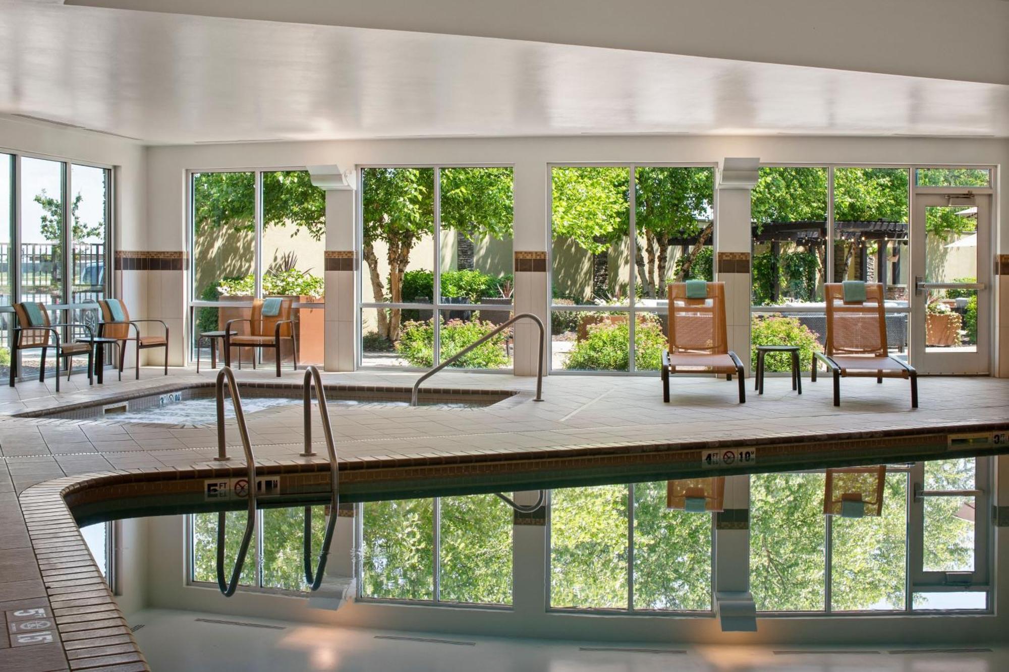 Courtyard Mankato Hotel & Event Center Dış mekan fotoğraf