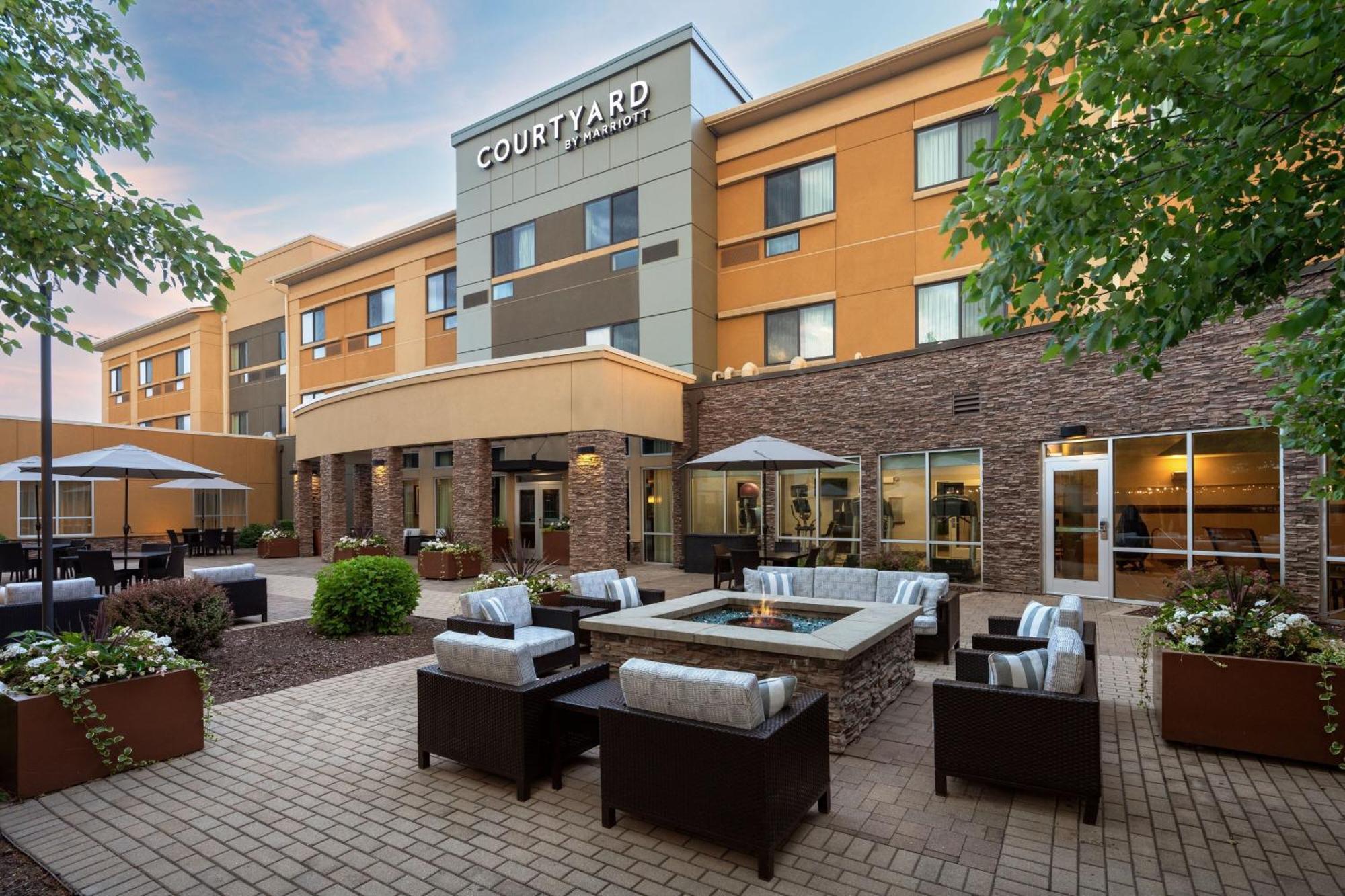 Courtyard Mankato Hotel & Event Center Dış mekan fotoğraf