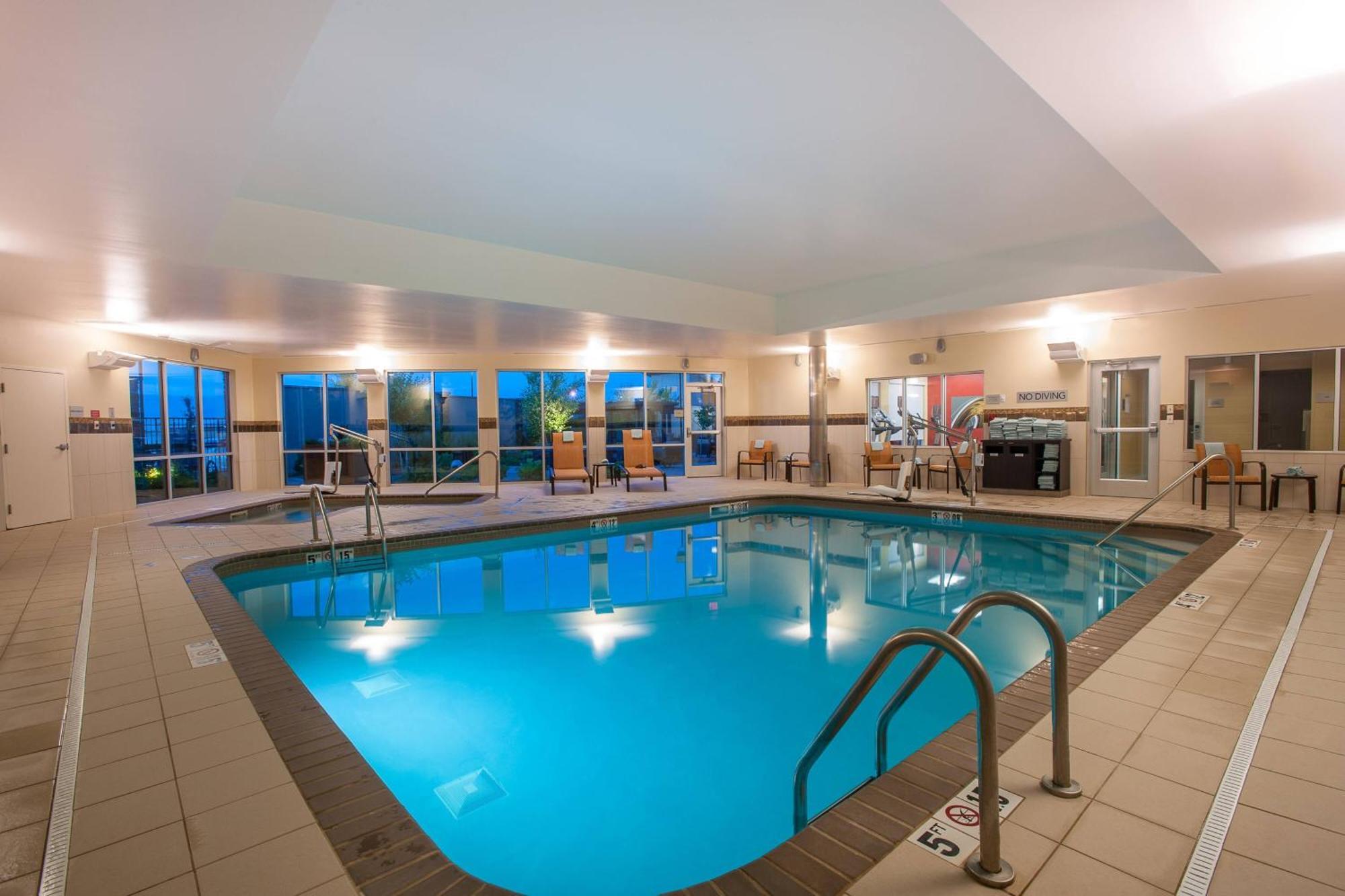 Courtyard Mankato Hotel & Event Center Dış mekan fotoğraf